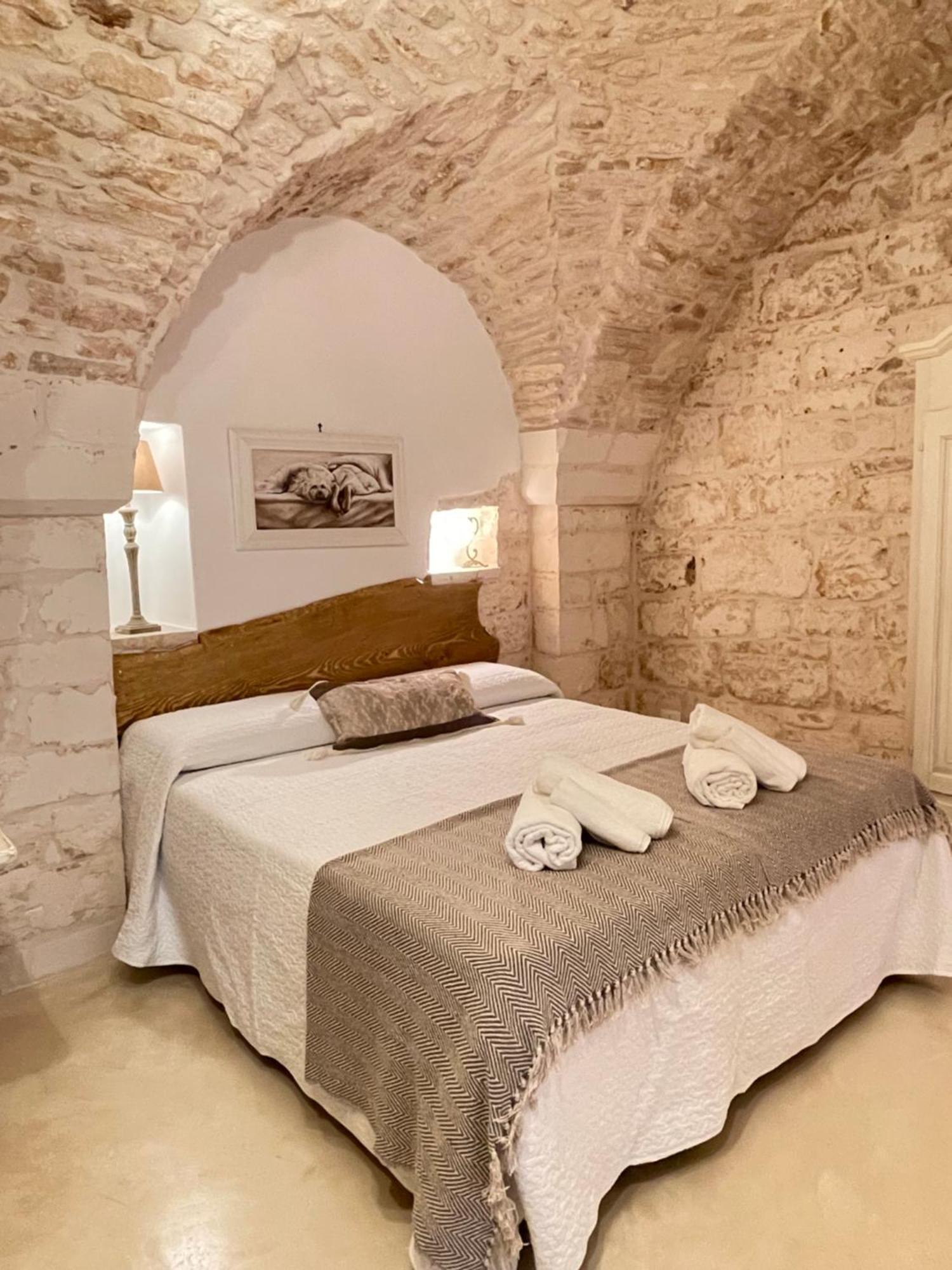 Il Malcantone Martina Franca Luaran gambar
