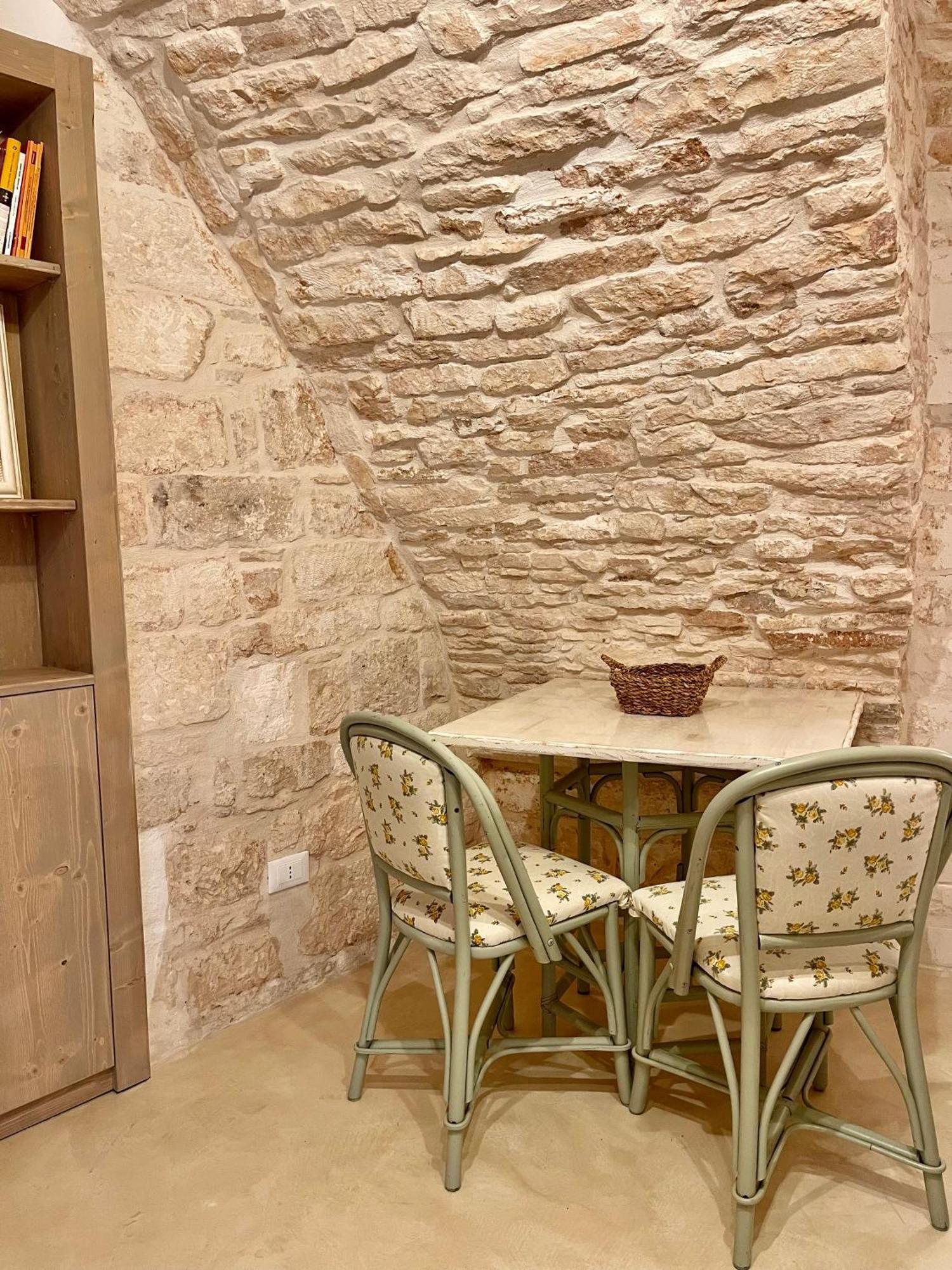 Il Malcantone Martina Franca Luaran gambar