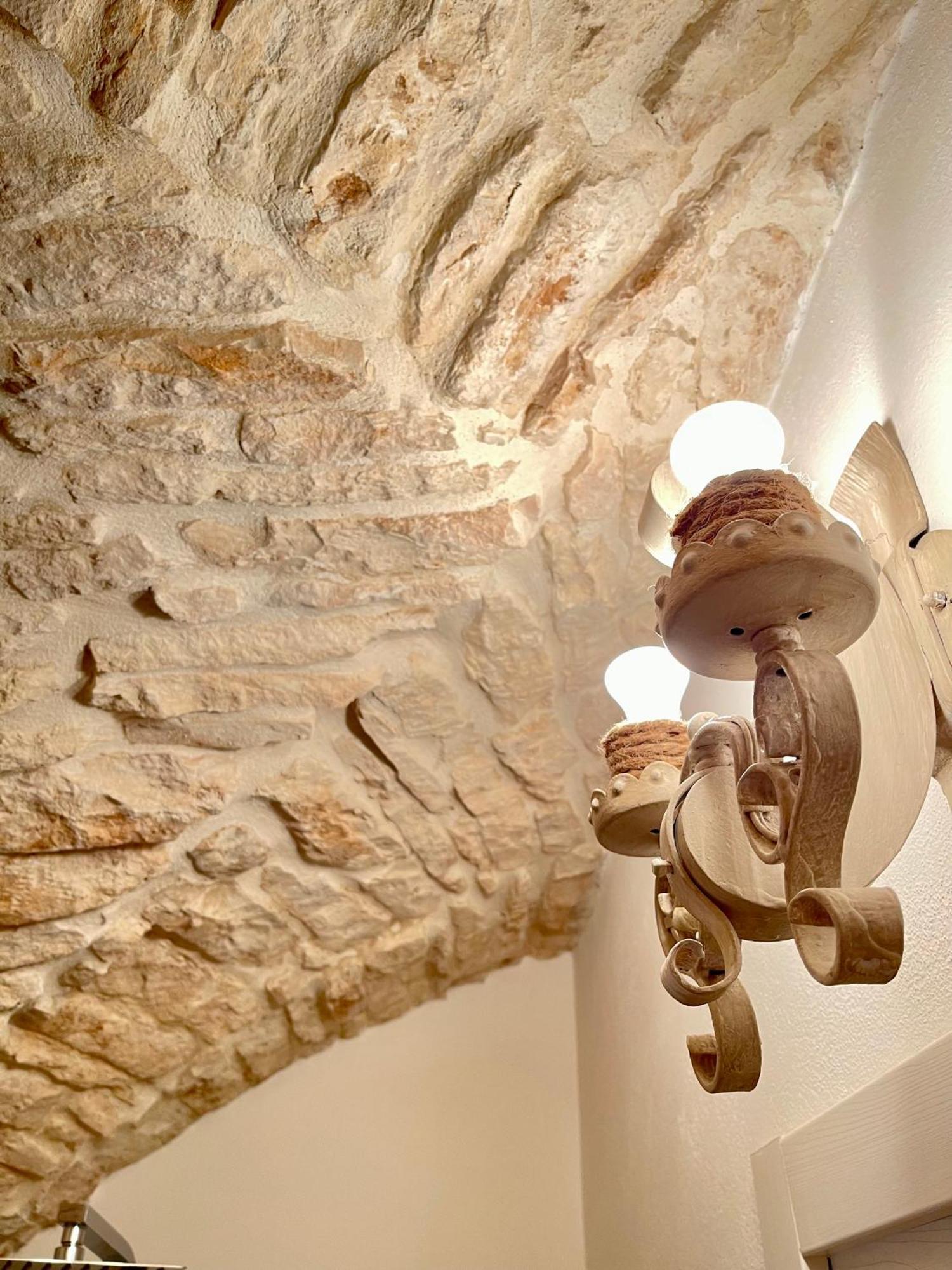 Il Malcantone Martina Franca Luaran gambar