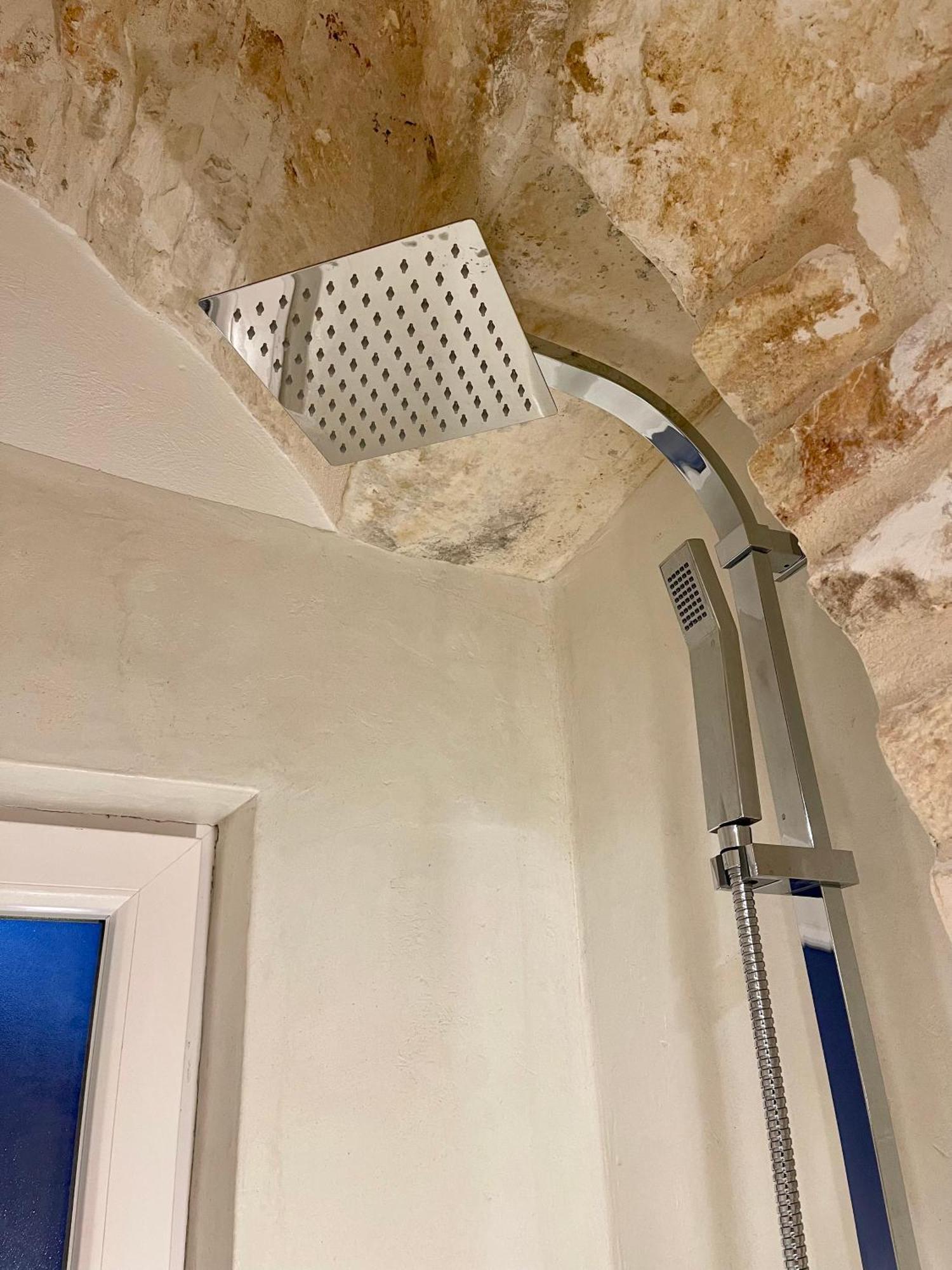 Il Malcantone Martina Franca Luaran gambar