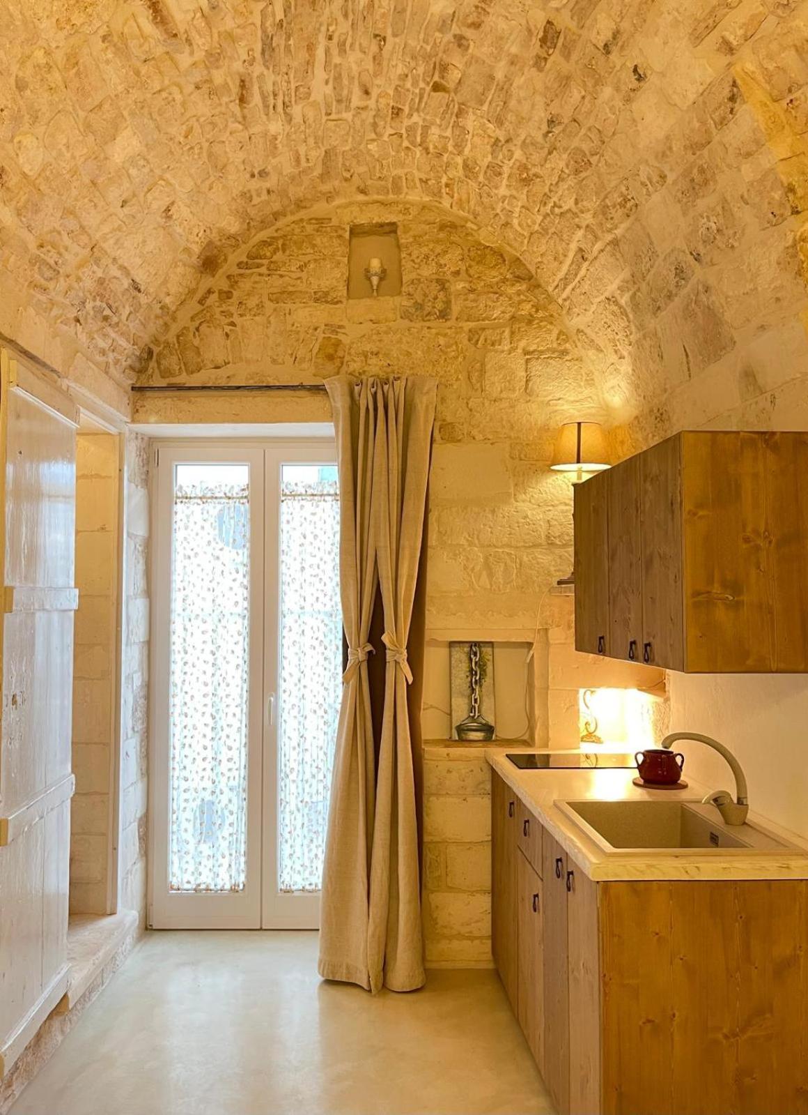 Il Malcantone Martina Franca Luaran gambar